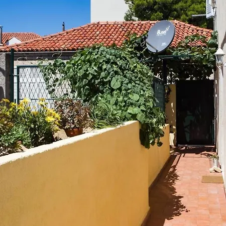 Hladilo ''nostalgia'' - Comfort Two-bedroom With Terrace ...
