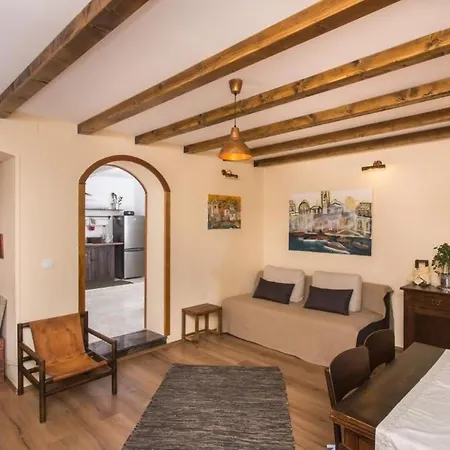 Hladilo ''nostalgia'' - Comfort Two-bedroom With Terrace ... Lejlighed Dubrovnik